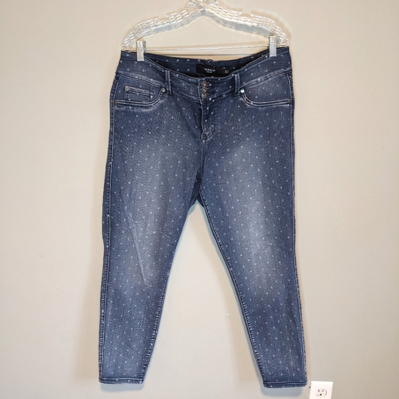 Torrid Polka Dot Medium Wash Jeggings, size 16R - Picture 1 of 7